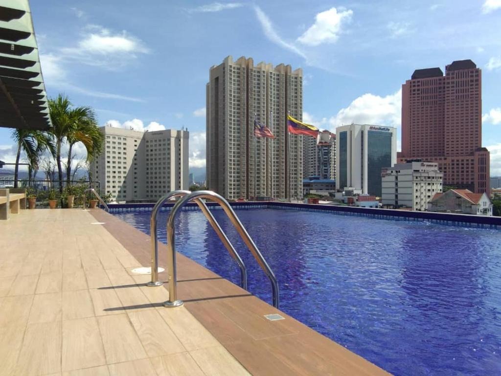 هتل لئو پالاس